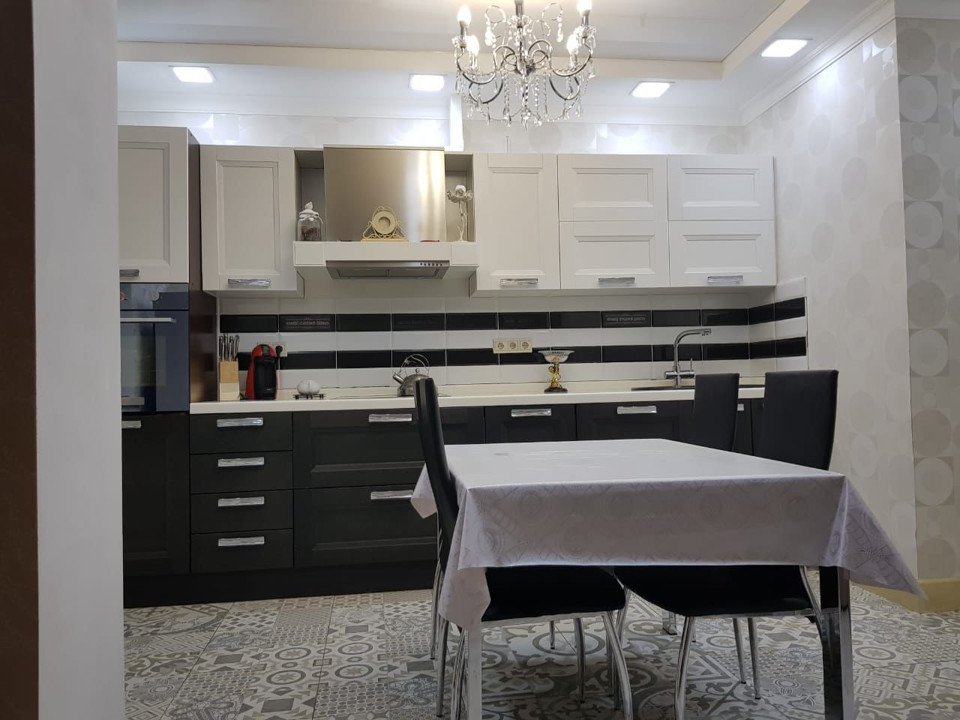 Продается 2-комнатная квартира, площадью 70.60 кв.м. Москва, Московский проспект