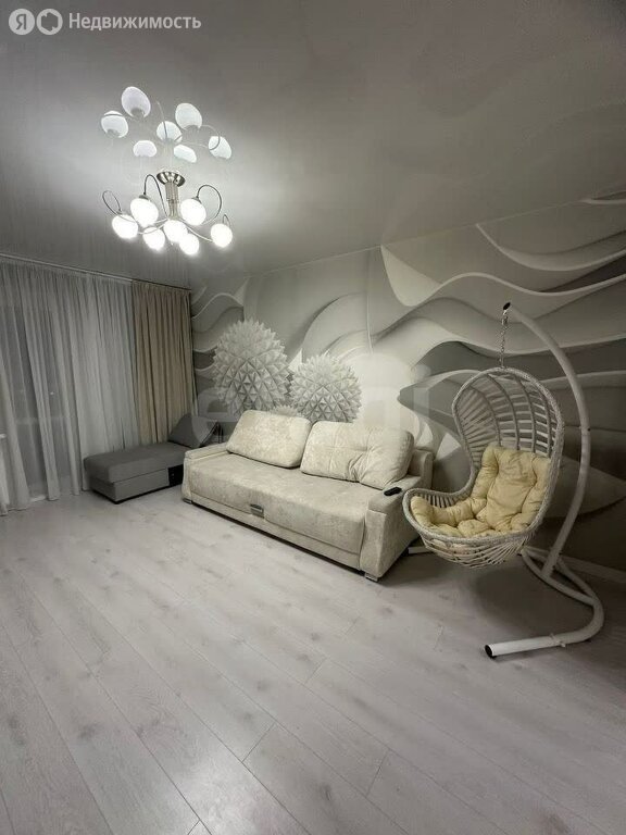 Продается 2-комнатная квартира, площадью 60.00 кв.м. Москва, улица Загорьевская, дом 17