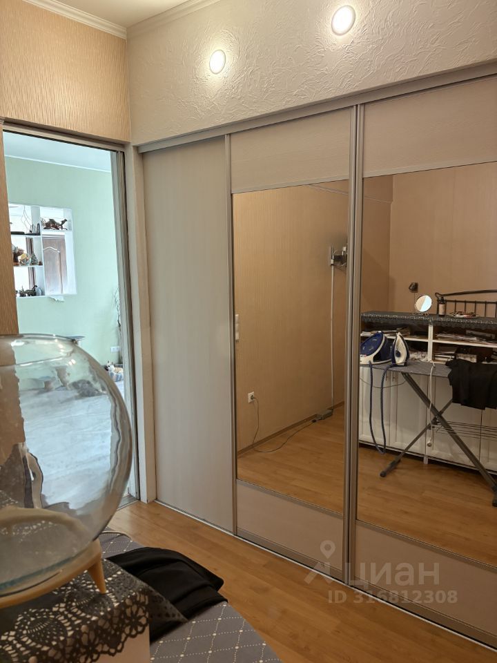 Продается 3-комнатная квартира, площадью 69.00 кв.м. Москва, улица Маршала Василевского, дом 1к1