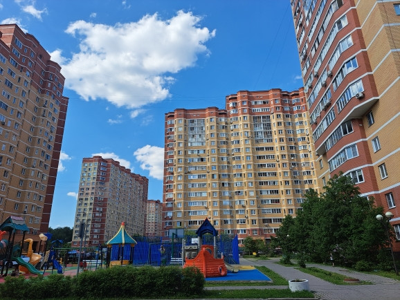 Продается 2-комнатная квартира, площадью 70.60 кв.м. Москва, Московский проспект