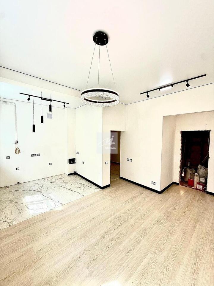 Продается 3-комнатная квартира, площадью 55.70 кв.м. Москва, улица 1-я Тверская-Ямская, дом 13с1