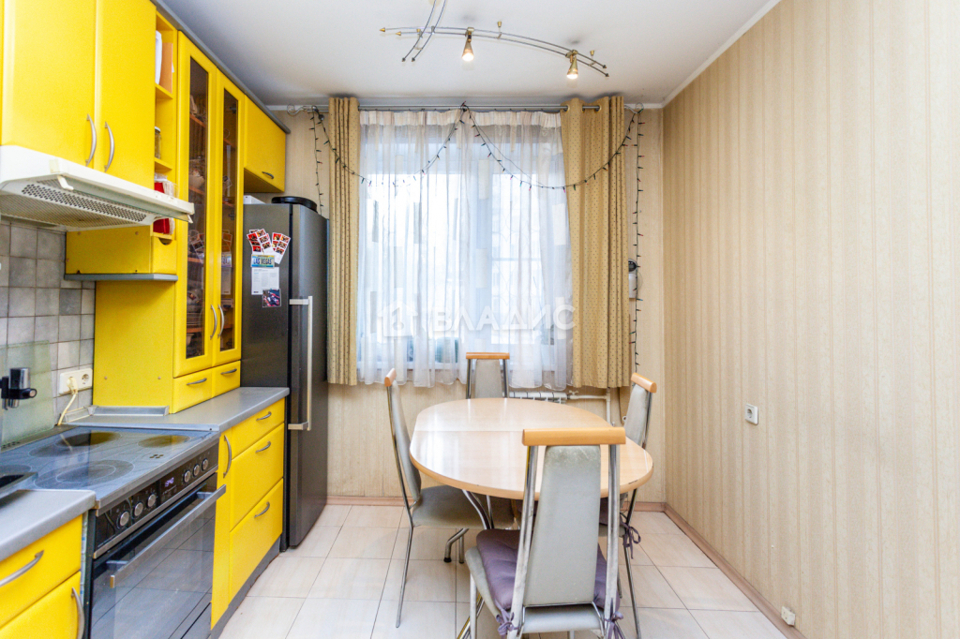 Продается 4-комнатная квартира, площадью 91.20 кв.м. Москва, набережная Нагатинская, дом 60к4