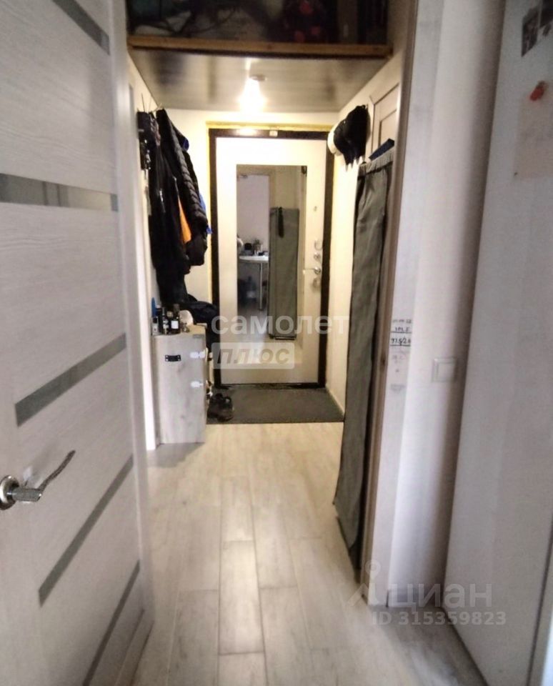 Продается 1-комнатная квартира, площадью 36.00 кв.м. Московская область, Солнечногорский район, поселок городского типа Голубое, Парковый бульвар, дом 5