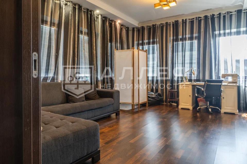 Продается дом, площадью 270.00 кв.м. Московская область, Истра городской округ, деревня Новинки