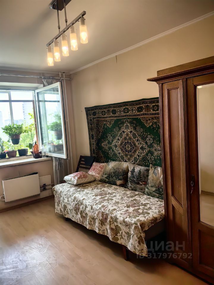 Продается 2-комнатная квартира, площадью 59.80 кв.м. Москва, улица Никулинская, дом 12к2