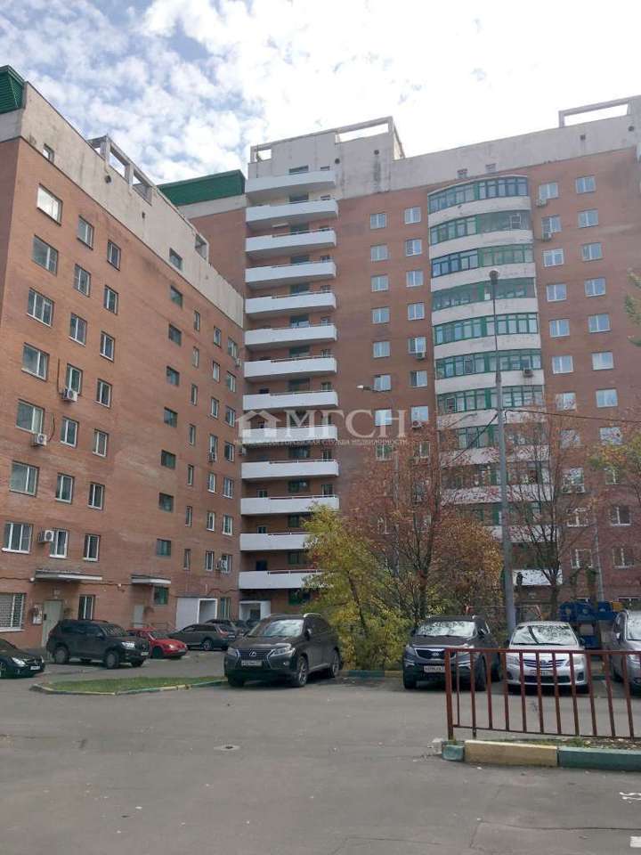 Продается 1-комнатная квартира, площадью 37.30 кв.м. Москва, улица Каховка, дом 12к1