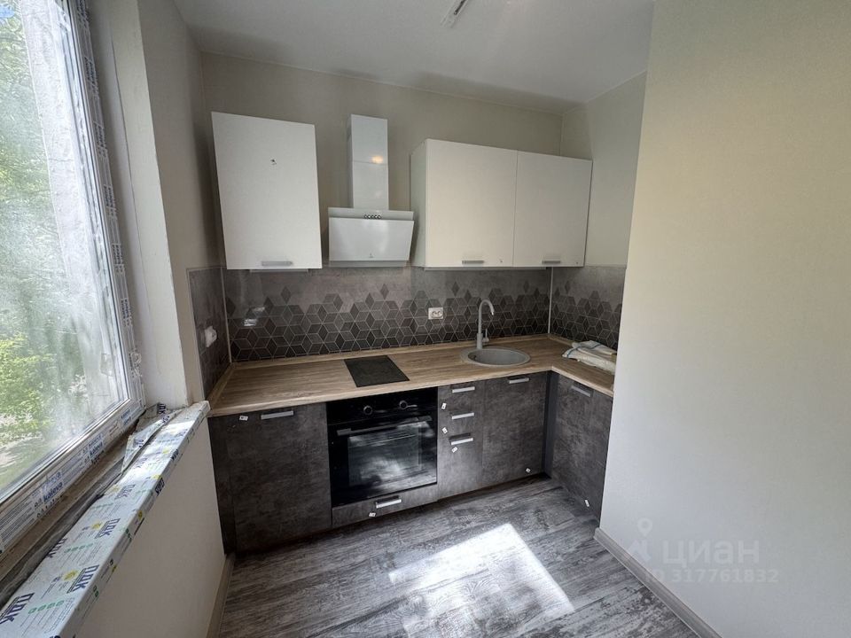 Продается 1-комнатная квартира, площадью 37.10 кв.м. Москва, Балаклавский проспект, дом 20к4