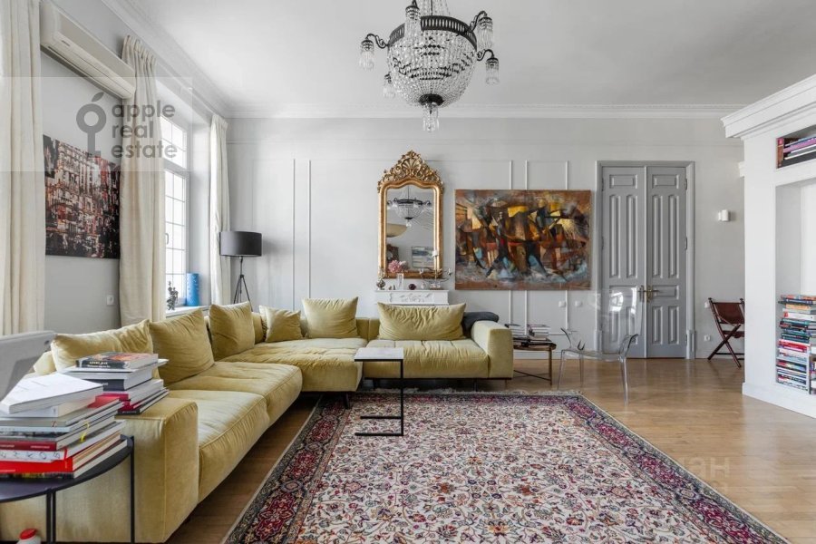 Продается 4-комнатная квартира, площадью 165.00 кв.м. Москва, Никитский бульвар, дом 5