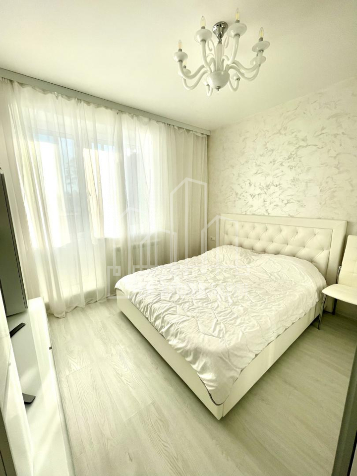 Продается 1-комнатная квартира, площадью 37.20 кв.м. Московская область, Одинцовский район, поселок Горки-10, дом 33к1