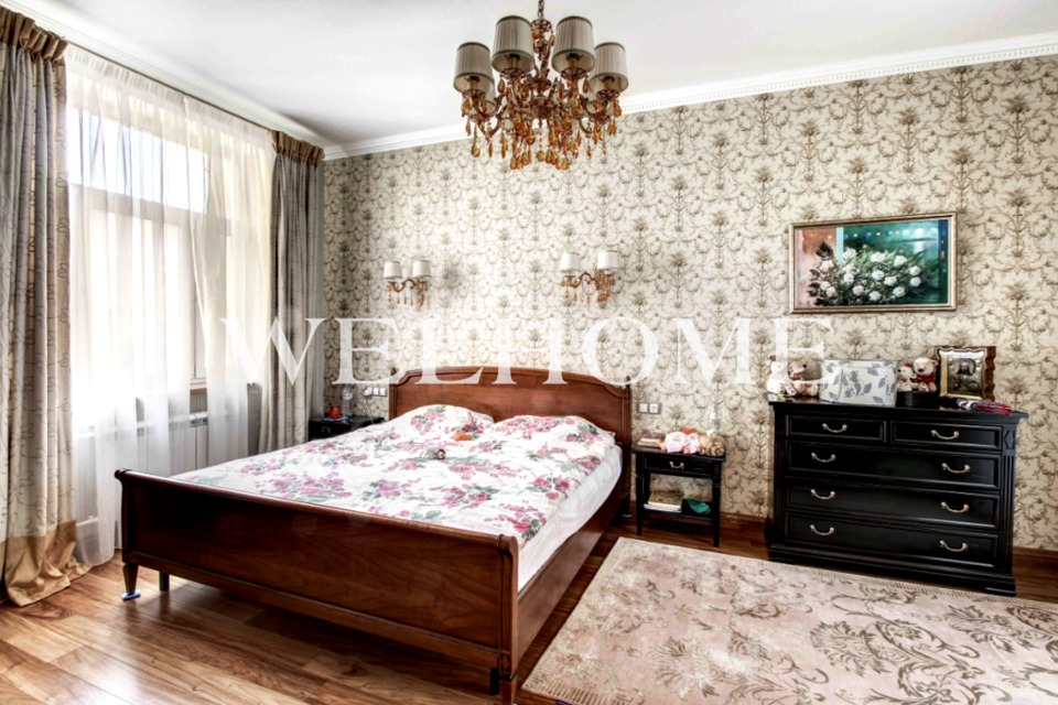 Продается 6-комнатная квартира, площадью 250.00 кв.м. Москва, Мичуринский проспект, дом 7