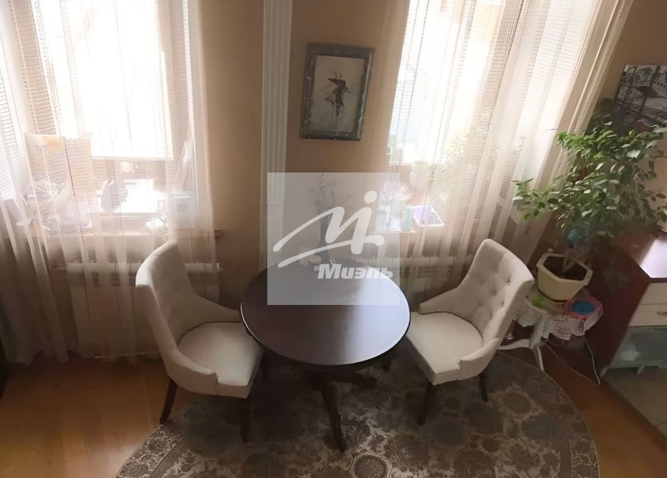 Продается 1-комнатная квартира, площадью 37.50 кв.м. Москва, улица Большая Ордынка, дом 68