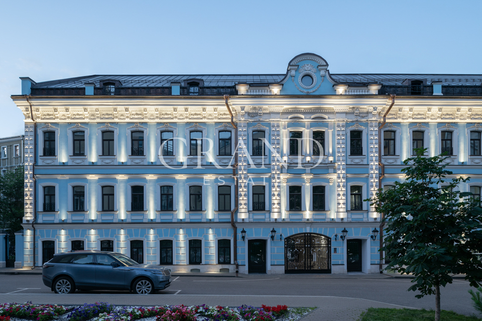 Продается 3-комнатная квартира, площадью 117.00 кв.м. Москва, переулок Подсосенский, дом 11