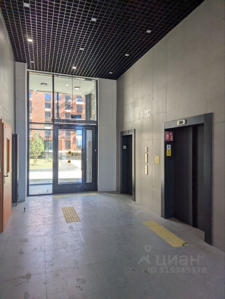 Продается 1-комнатная квартира, площадью 23.40 кв.м. Московская область, Красногорск городской округ, поселок Ильинское-Усово, улица Заповедная, дом 21