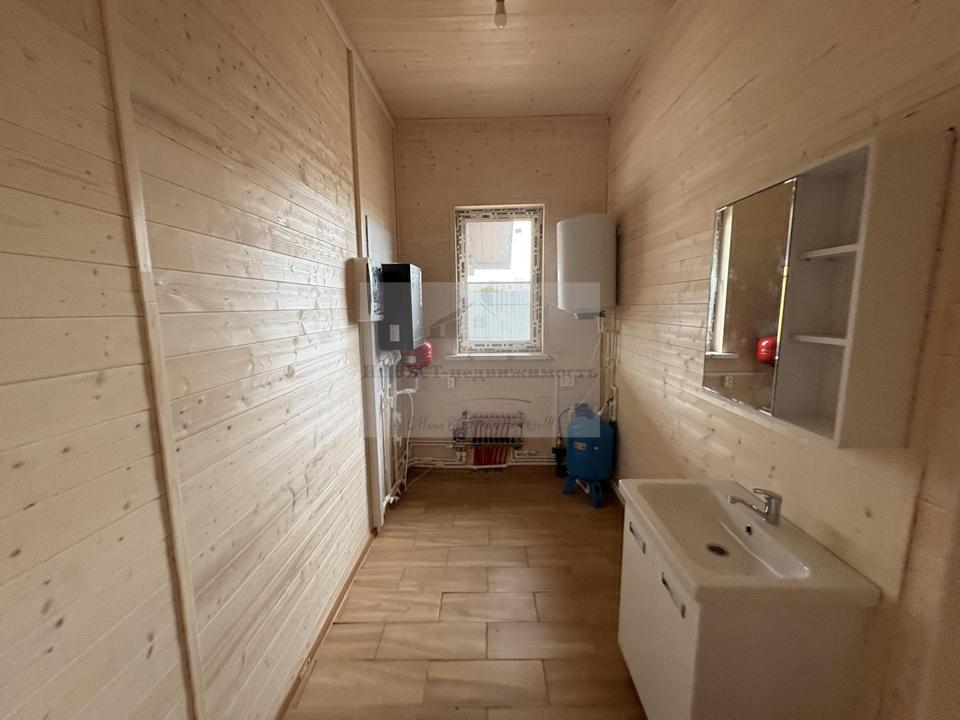 Продается дом, площадью 120.00 кв.м. Московская область, Наро-Фоминский городской округ, город Наро-Фоминск, улица Цветочная