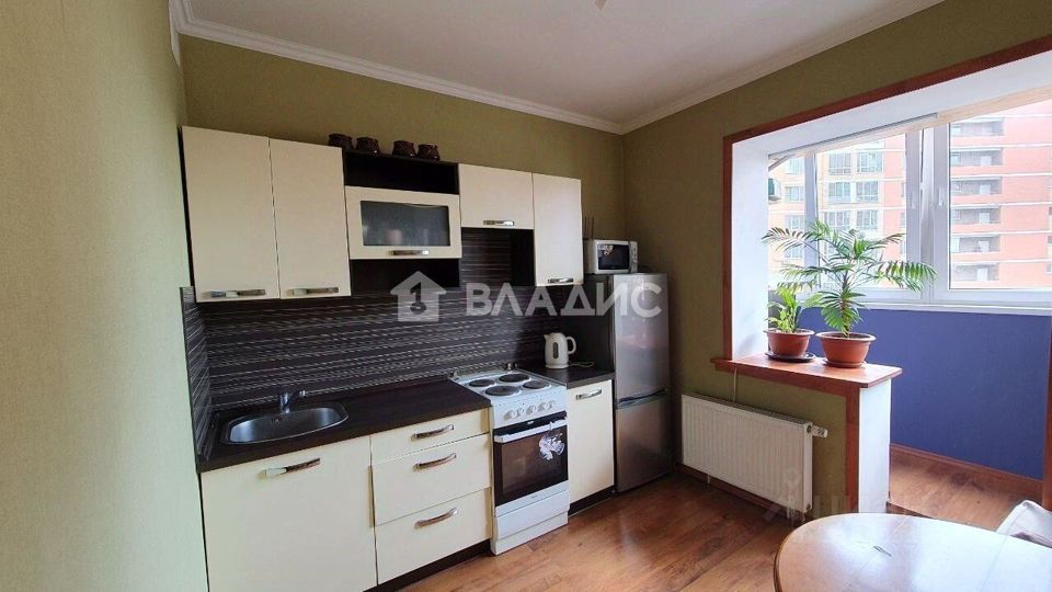 Продается 1-комнатная квартира, площадью 40.60 кв.м. Москва, город Щербинка, улица Барышевская Роща, дом 24