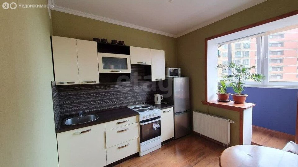 Продается 1-комнатная квартира, площадью 40.60 кв.м. Москва, город Щербинка, улица Барышевская Роща, дом 24