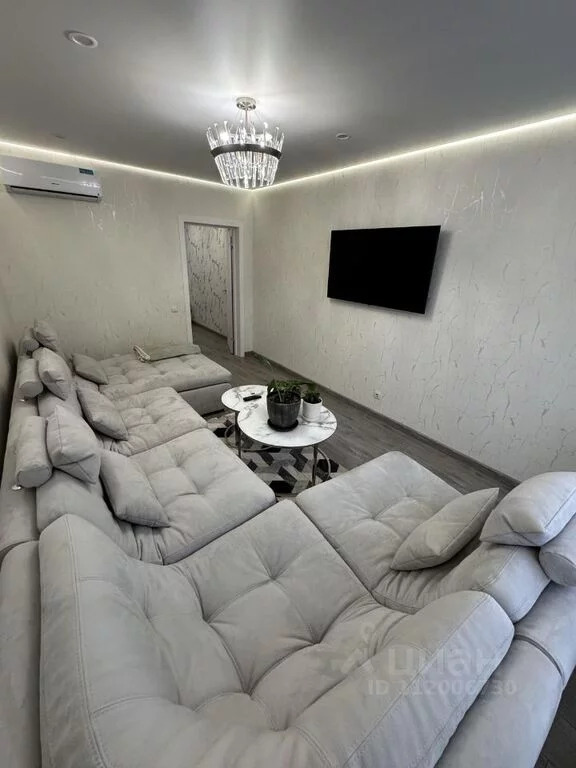 Продается 2-комнатная квартира, площадью 55.00 кв.м. Москва, Варшавское шоссе