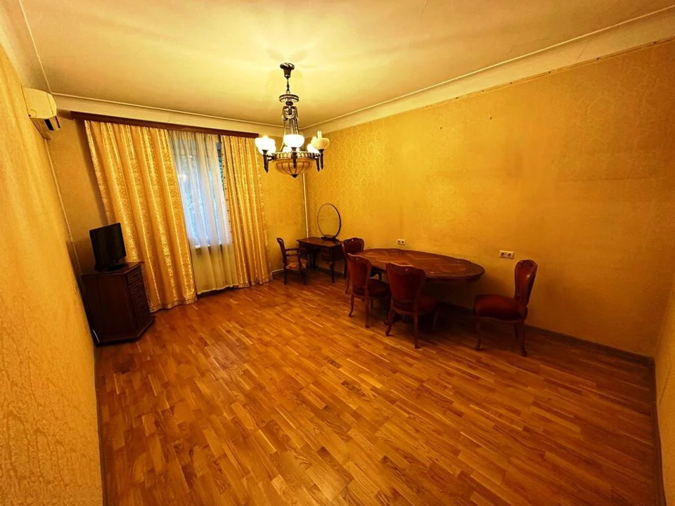 Продается 2-комнатная квартира, площадью 58.70 кв.м. Москва, улица Киевская, дом 16