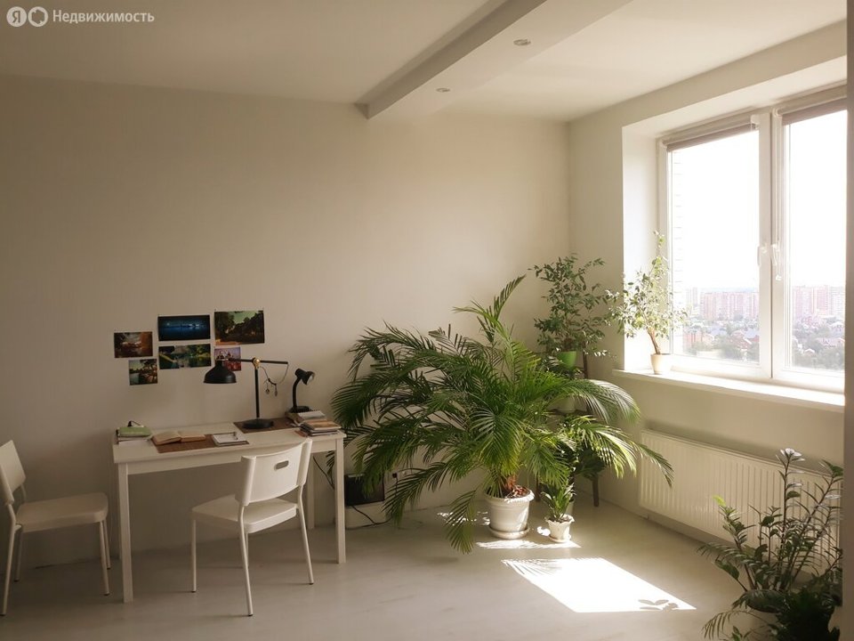 Продается 1-комнатная квартира, площадью 39.90 кв.м. Москва, город Щербинка, улица Барышевская Роща, дом 24