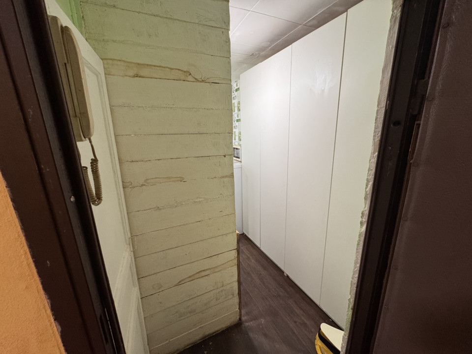 Продается 1-комнатная квартира, площадью 12.90 кв.м. Московская область, Пушкинский район, рабочий поселок Лесной, улица Достоевского, дом 26