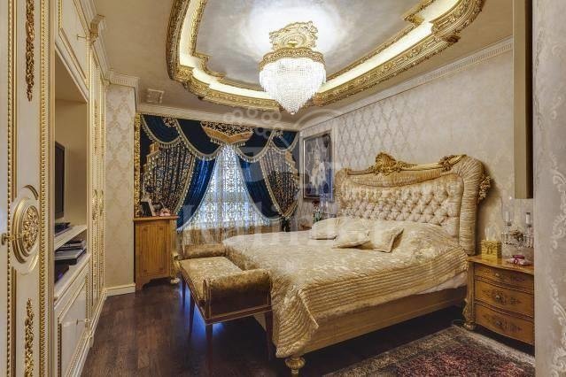 Продается 4-комнатная квартира, площадью 195.00 кв.м. Москва, переулок Большой Тишинский