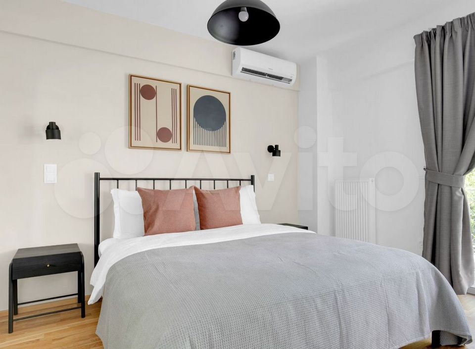 Продается 4-комнатная квартира, площадью 139.00 кв.м. Москва, переулок Зачатьевский 1-й, дом 5