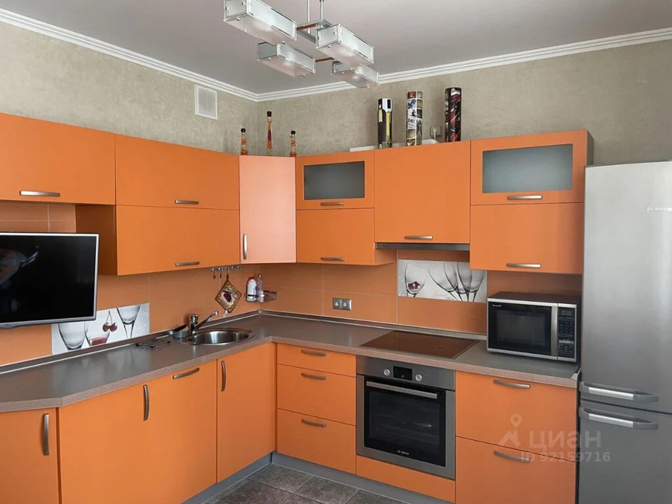 Продается 2-комнатная квартира, площадью 42.00 кв.м. Москва, улица Белореченская, дом 28к2