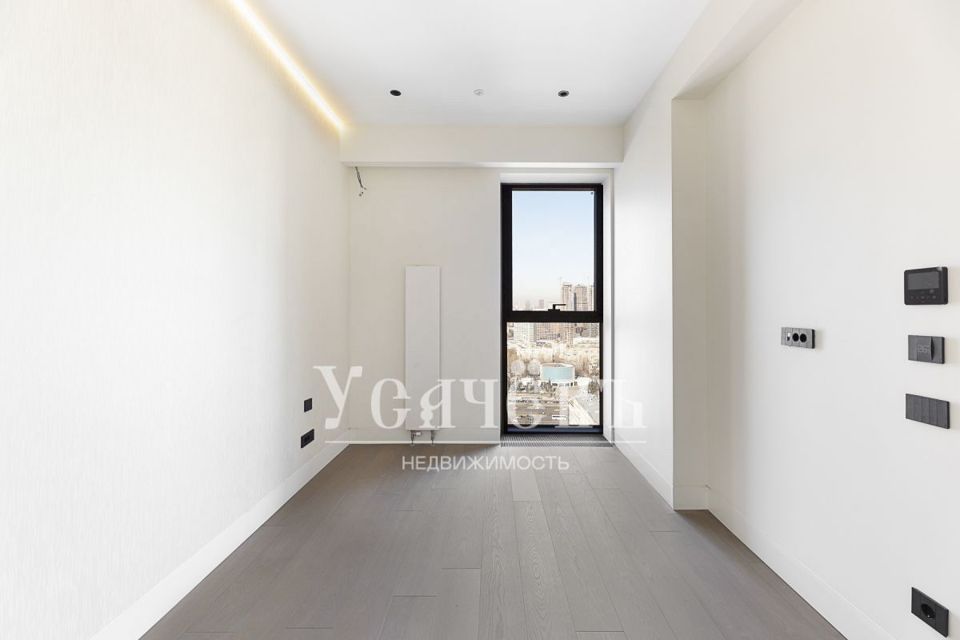 Продается 2-комнатная квартира, площадью 52.00 кв.м. Москва, улица Поклонная, дом 9