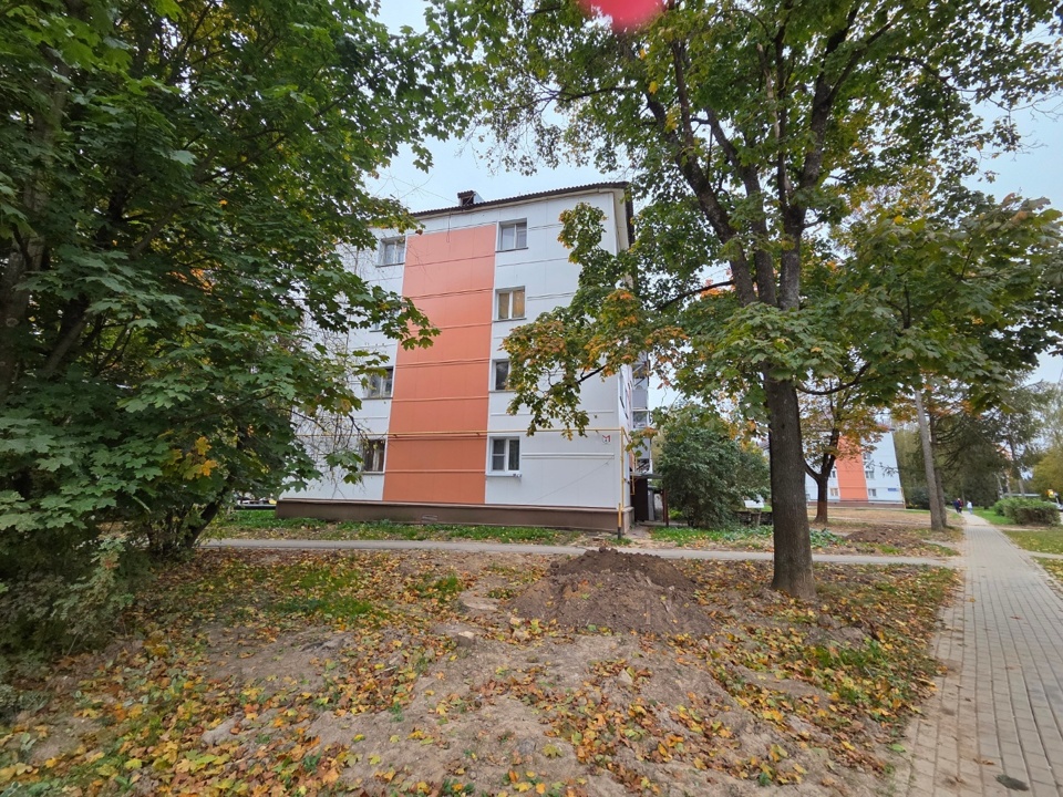 Продается 2-комнатная квартира, площадью 42.00 кв.м. Московская область, Наро-Фоминский городской округ, поселок Молодежный, дом 4