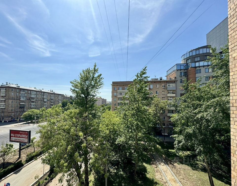 Продается 2-комнатная квартира, площадью 44.00 кв.м. Москва, Комсомольский проспект, дом 30