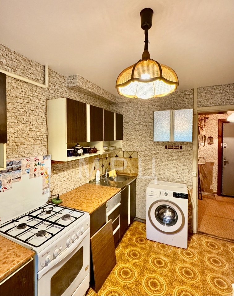 Продается 2-комнатная квартира, площадью 46.00 кв.м. Москва, улица Чертановская, дом 47к2