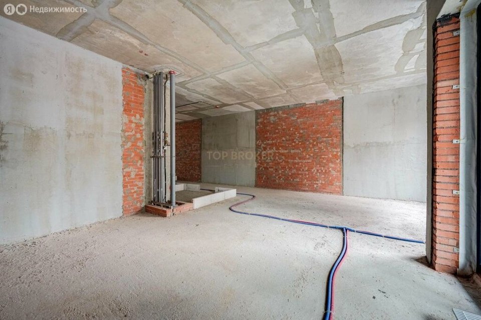 Продается 2-комнатная квартира, площадью 100.00 кв.м. Москва, улица Трубецкая, дом 12