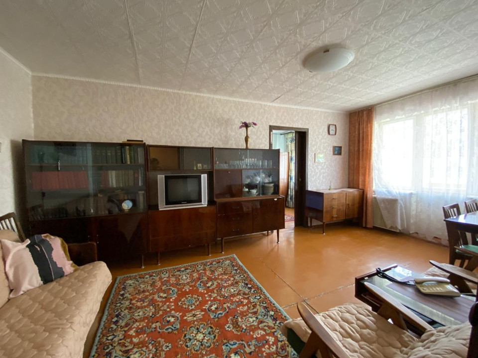 Продается 2-комнатная квартира, площадью 43.80 кв.м. Московская область, Сергиево-Посадский район, город Пересвет, улица Комсомольская, дом 2