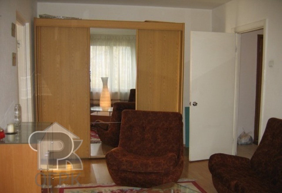 Продается 4-комнатная квартира, площадью 63.00 кв.м. Москва, Маршала Жукова проспект, дом 16к1