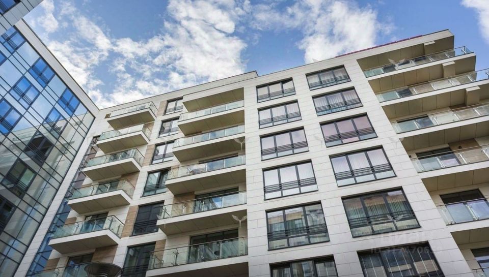 Продается 4-комнатная квартира, площадью 155.60 кв.м. Москва, переулок Казарменный, дом 3