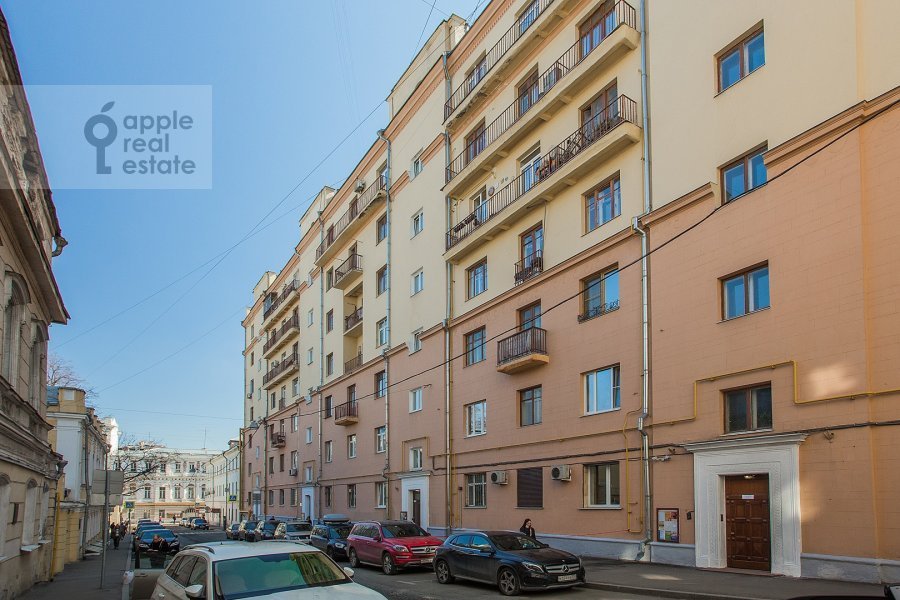 Продается 3-комнатная квартира, площадью 88.00 кв.м. Москва, переулок Нижний Кисловский, дом 3
