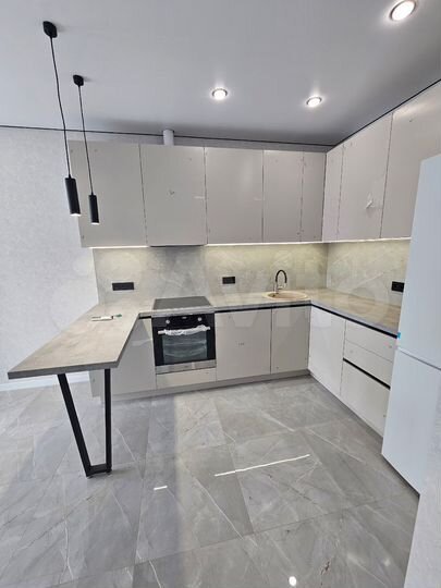 Продается 4-комнатная квартира, площадью 127.00 кв.м. Москва, улица Улофа Пальме, дом 7