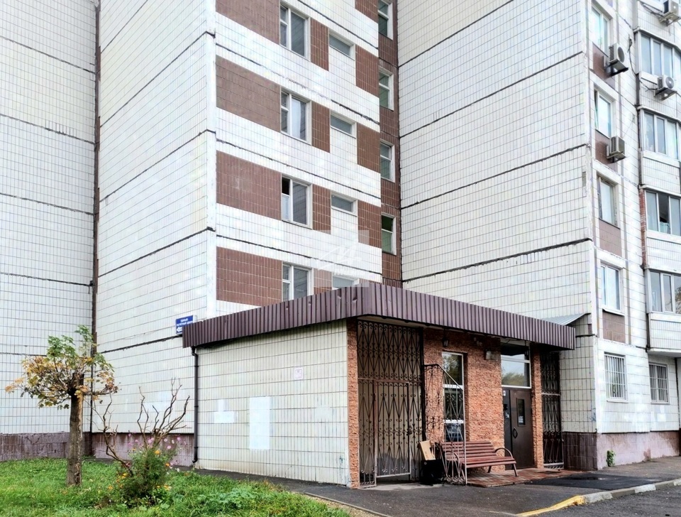 Продается 1-комнатная квартира, площадью 38.10 кв.м. Москва, улица Веневская, дом 19