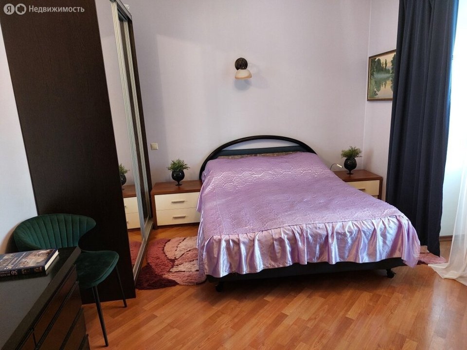 Продается 2-комнатная квартира, площадью 54.00 кв.м. Москва, переулок Орликов, дом 6