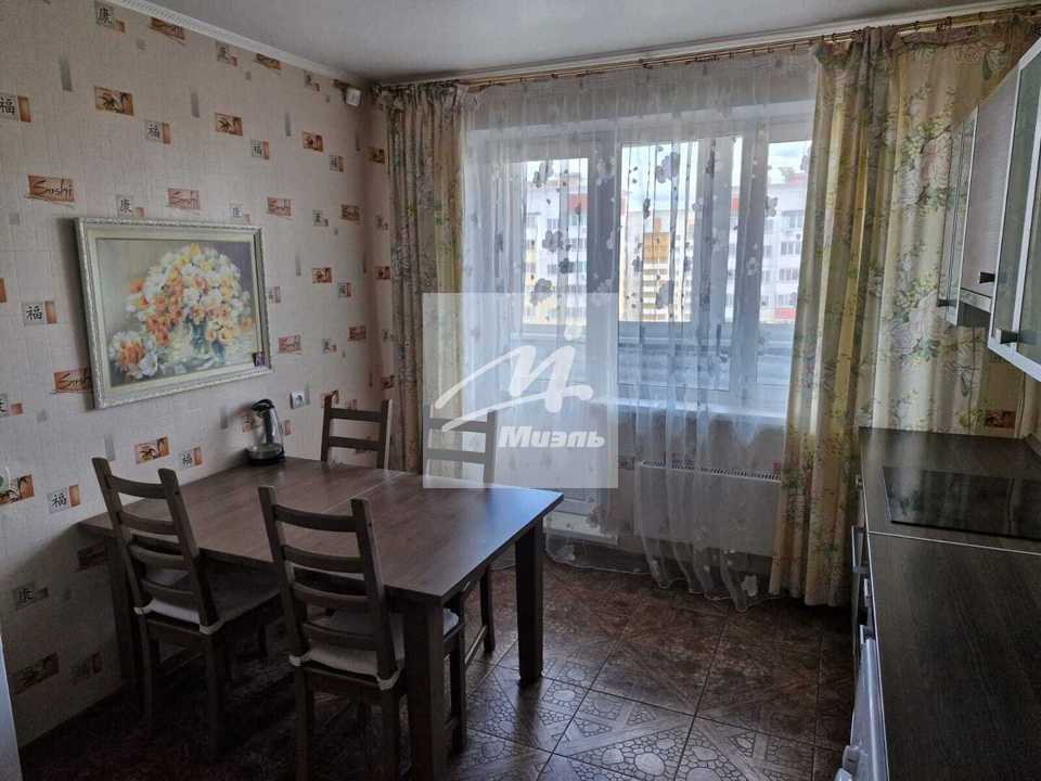 Продается 2-комнатная квартира, площадью 58.00 кв.м. Московская область, Одинцовский район, поселок городского типа ВНИИССОК, улица Рябиновая, дом 4