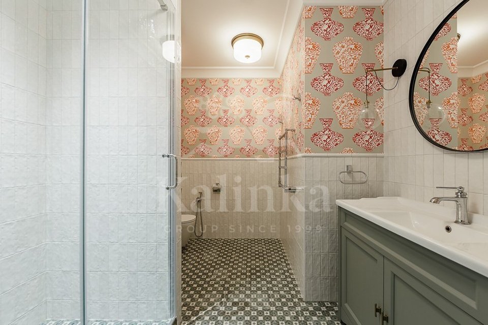 Продается 2-комнатная квартира, площадью 59.60 кв.м. Москва, улица Большая Садовая