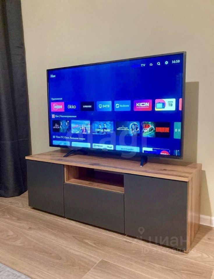 Продается 1-комнатная квартира, площадью 23.50 кв.м. Московская область, Красногорск городской округ, поселок Ильинское-Усово, улица Заповедная, дом 10