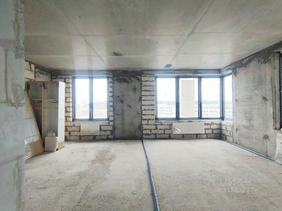 Продается 3-комнатная квартира, площадью 93.00 кв.м. Московская область, Одинцовский район, поселок городского типа Заречье, улица Медовая, дом 7