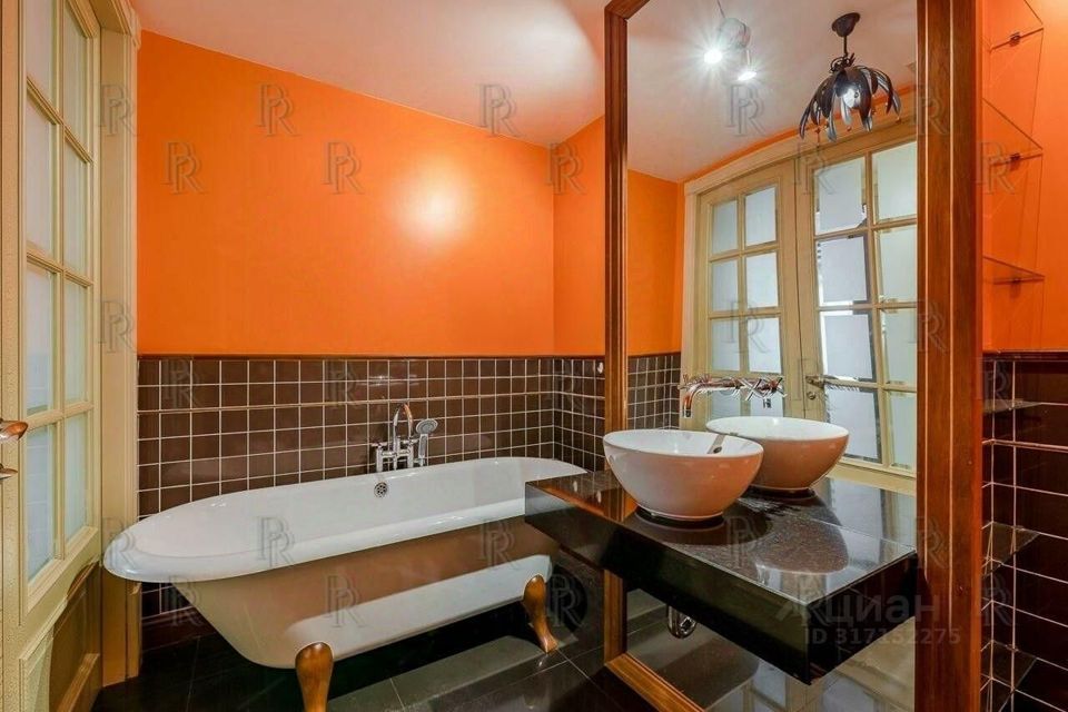 Продается 3-комнатная квартира, площадью 90.00 кв.м. Москва, переулок Козихинский Большой, дом 19/6