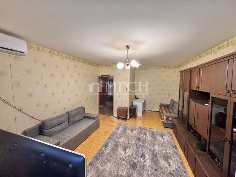 Продается 1-комнатная квартира, площадью 38.80 кв.м. Москва, улица Старобитцевская, дом 23к4