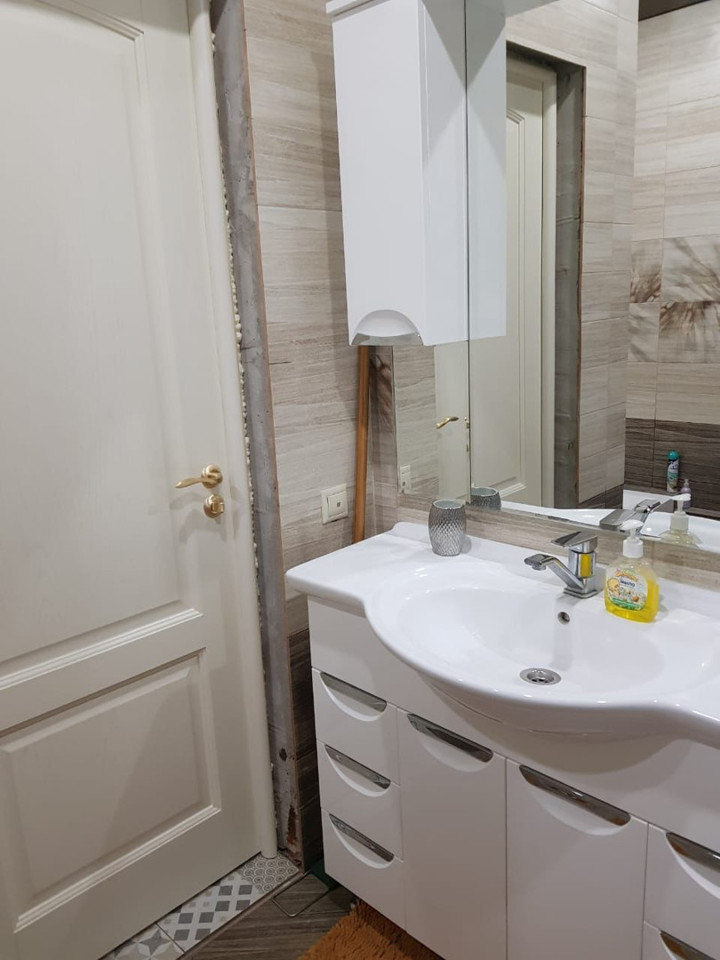 Продается 2-комнатная квартира, площадью 70.60 кв.м. Москва, Московский проспект