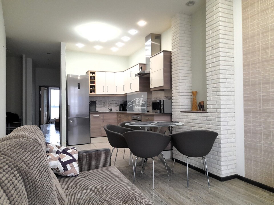 Продается 2-комнатная квартира, площадью 73.50 кв.м. Московская область, Одинцовский район, село Ромашково, проезд Рублевский, дом 40к2А