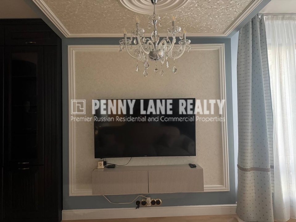 Продается 3-комнатная квартира, площадью 135.00 кв.м. Москва, Страстной бульвар