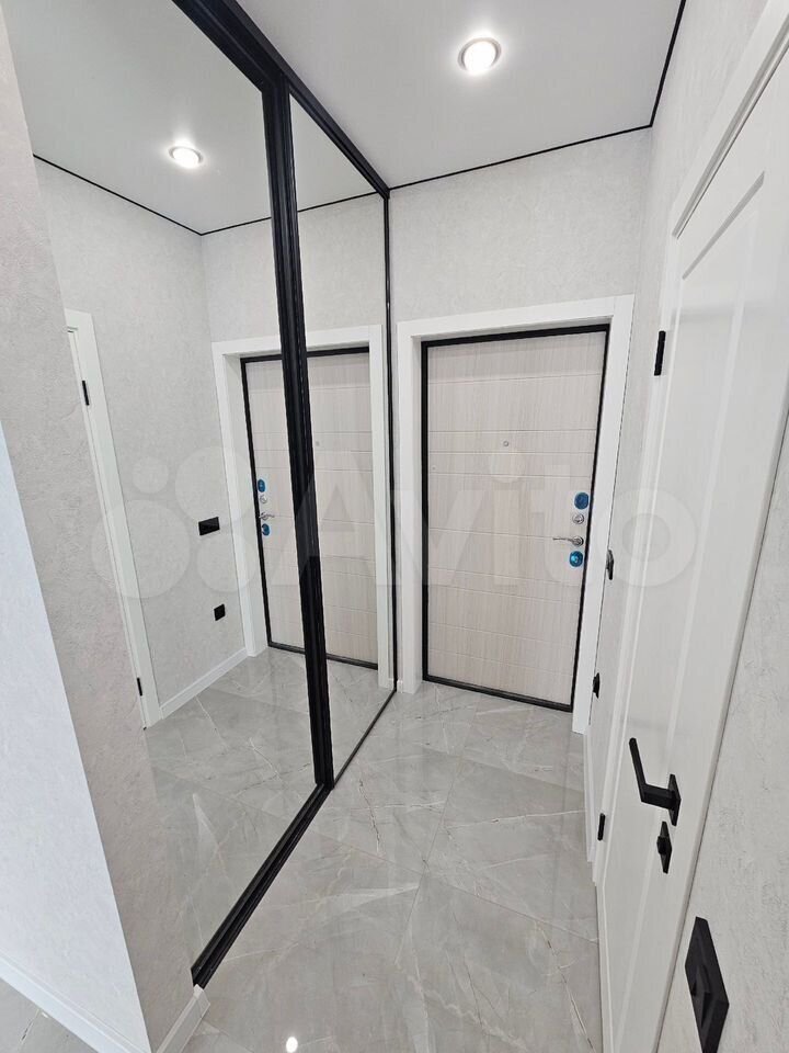 Продается 4-комнатная квартира, площадью 127.00 кв.м. Москва, улица Улофа Пальме, дом 7