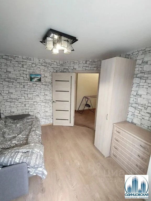 Продается 2-комнатная квартира, площадью 42.50 кв.м. Московская область, Одинцовский район, город Кубинка, городок Кубинка-10, дом 8